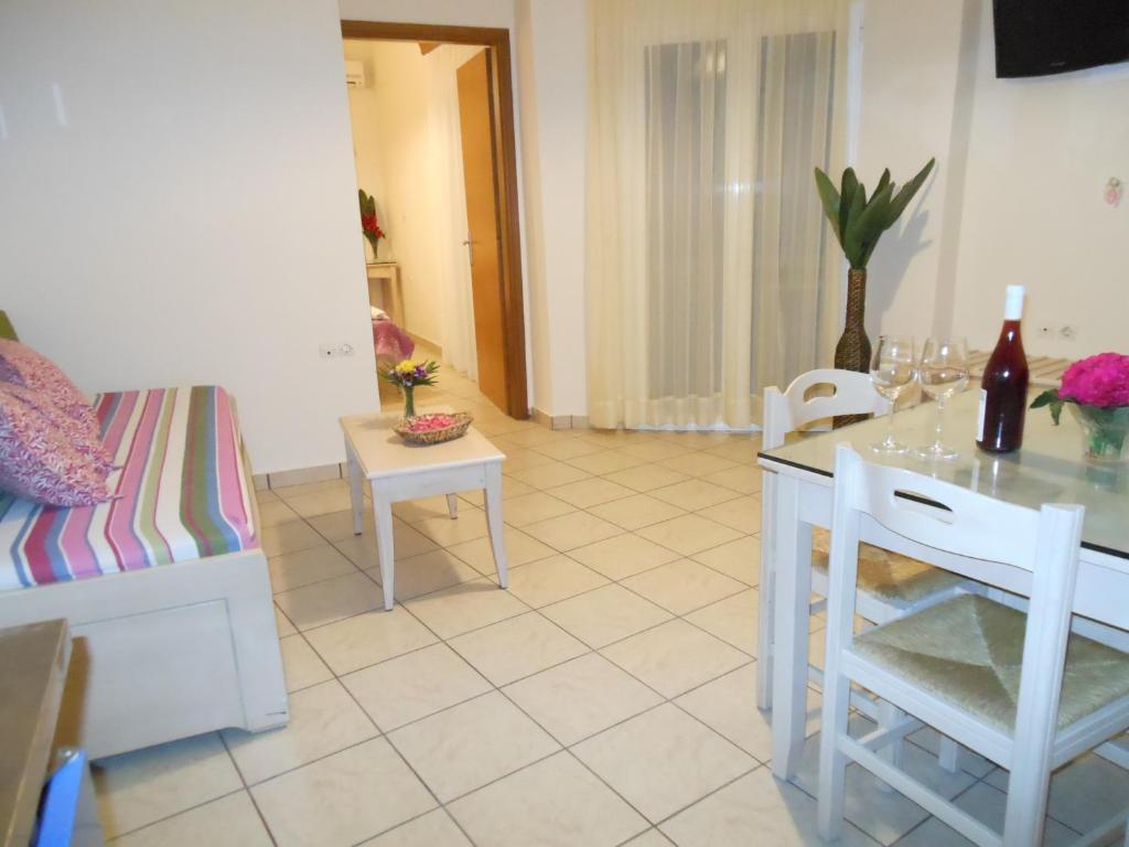 Jechrina Aparthotel Káto Darátsos Rom bilde